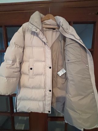 Abrigo acolchado Bimba y Lola beige