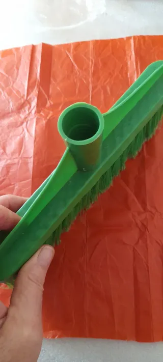 Scopa verde per interni