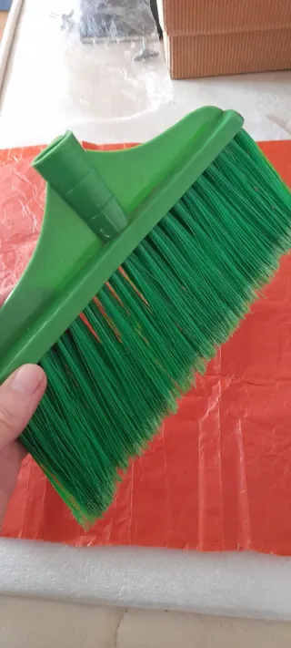 Scopa verde per interni