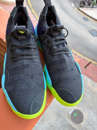 Adidas Trae Young 2.0