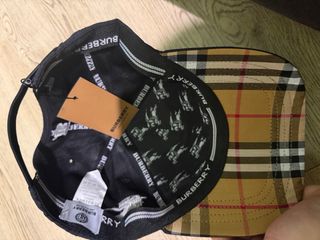 Gorra Burberry Negra