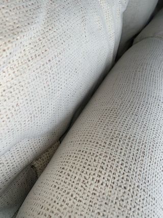 Cojines decorativos de tela beige marca rustika