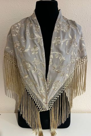 Mantoncillo Flamenca Bordado Dorado
