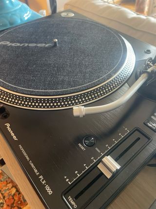 Platos Pioneer PLX1000