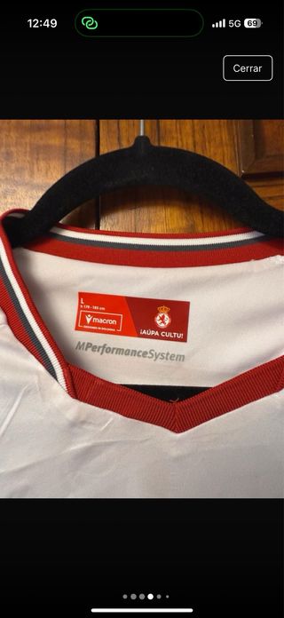 Camiseta Cultural y Deportiva Leonesa firmada