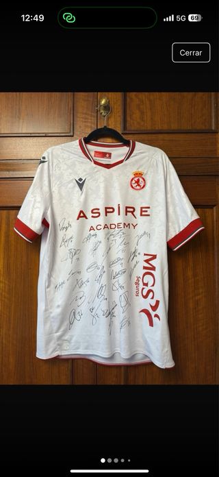 Camiseta Cultural y Deportiva Leonesa firmada