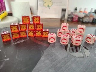 23 dados Khorne y World Eaters