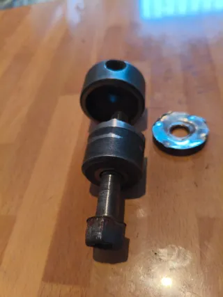 Herramienta para agujeros en fregadero inox