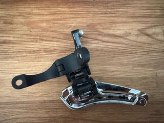 Desviador Shimano Tiagra FD-4700-B (M/S) X2