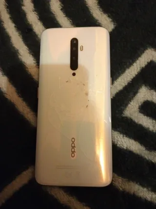 Vendo cambio por movil oppo reno2z buen estado