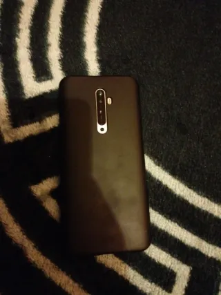 Vendo cambio por movil oppo reno2z buen estado