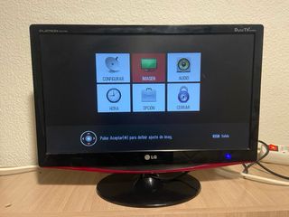 Monitor-TV LG Flatron 22" Full HD (M227WD)