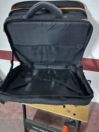 Maleta de viaje con ruedas