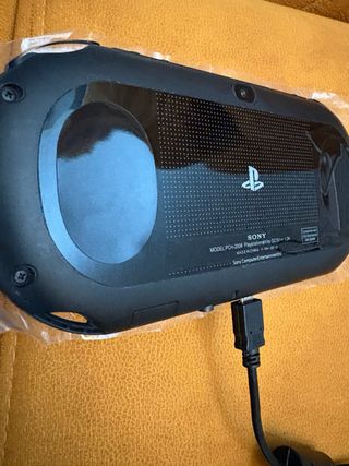 PlayStation Vita Slim Negra