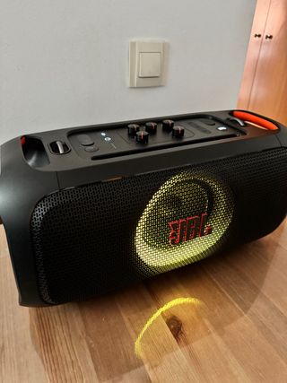Altavoz JBL PartyBox On-The-Go Essential