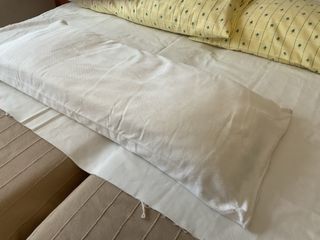 Cojín suave y fino de tela