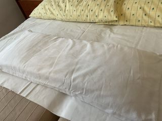 Cojín suave y fino de tela