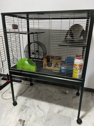 Jaula grande para roedores con rueda