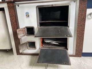 Estufa de leña/carbón con horno
