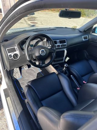 Volkswagen Golf 2003