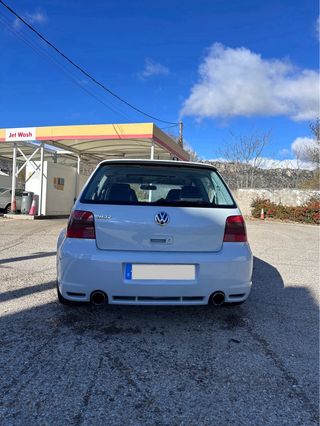 Volkswagen Golf 2003