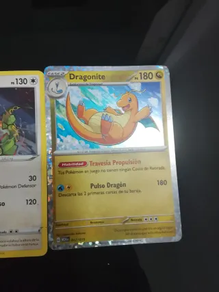 Cartas Pokémon: Charizard, Rayquaza, Dragapult