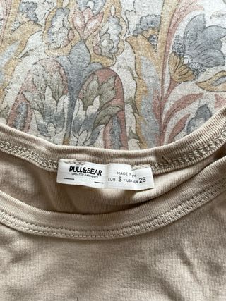 Camiseta Pull&Bear beige talla XS