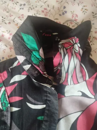 Vestido estampado cuello alto