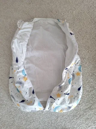 Saco de dormir para bebé ajustable con estrellas