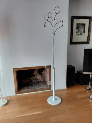 Perchero Fase Metálico Plateado