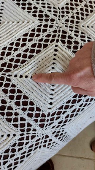 COLCHA DE CROCHET HECHA A MANO