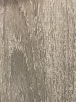 13 láminas suelo madera suiza