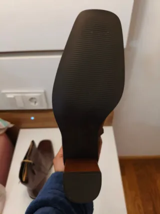 Botas Gioseppo Piel Borgoña Talla 39 Nuevas