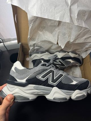 New Balance 9060 Unisex Originales Gris/Negro