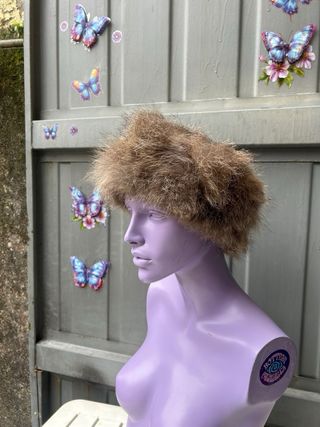 Cuffia vintage con pelo marrone