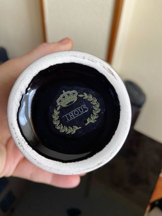 Jarrón porcelana negro y dorado