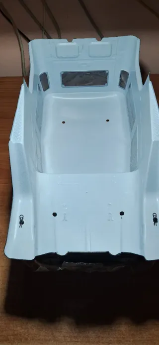 Carrocería RGT FJ40