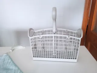 Cesto para cubiertos de lavavajillas