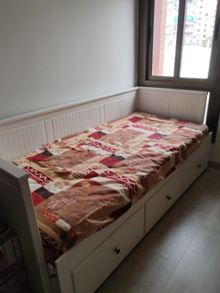 Cama Hemnes blanca con cajones