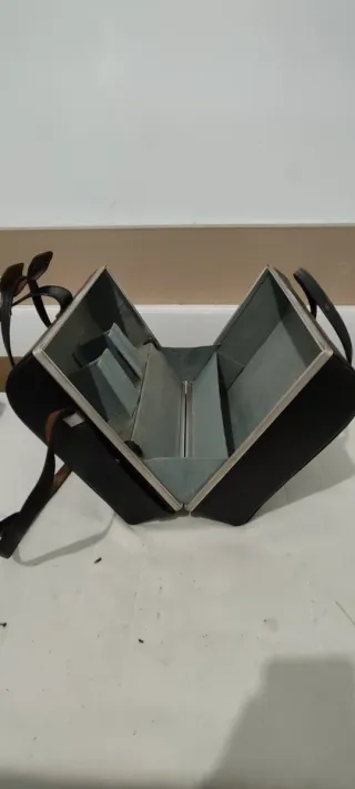 Maletín vintage negro