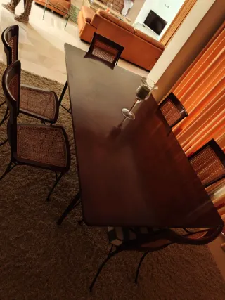 Mesa de comedor con 6 sillas