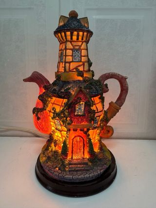 Lámpara Tetera Casa Encantada