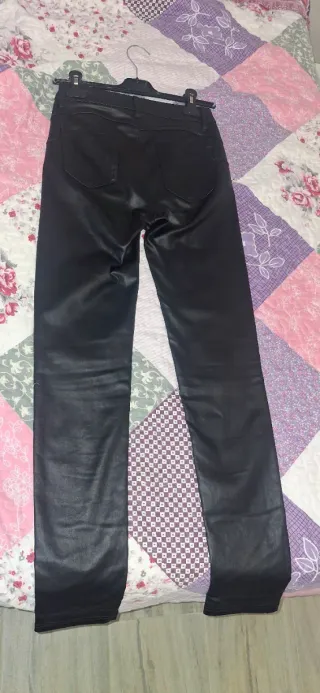 Pantalón Polipiel Push-Up Talla M.