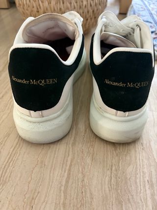 Zapatillas Alexander McQueen Blancas y Negras