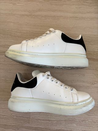 Zapatillas Alexander McQueen Blancas y Negras