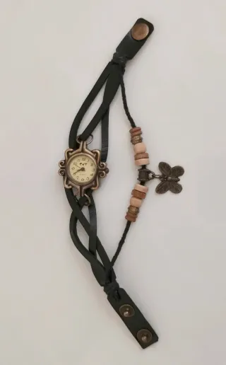 Reloj pulsera cuero y mariposa