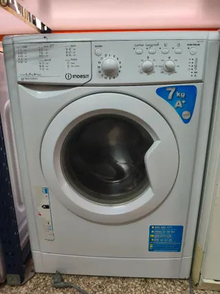 Lavadora Indesit 7kg A+