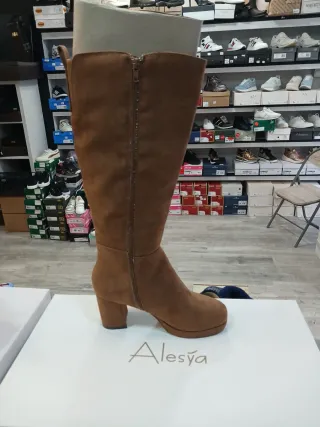 Botas altas Alesya marrones talla 39