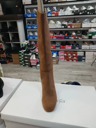 Botas altas Alesya marrones talla 39