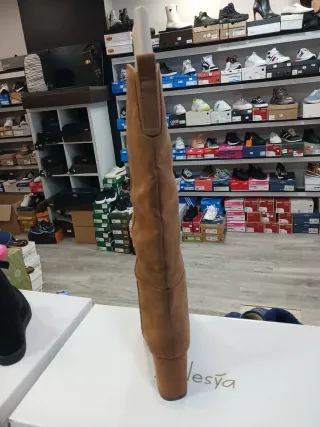 Botas altas Alesya marrones talla 39